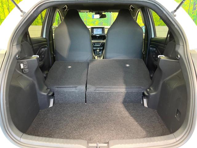 ヤリス ハイブリッドX セーフティセンス 純正ナビ バックカメラ レーダークルーズ AppleCarPlay AC100V電源 オートハイビーム オートエアコン 電動格納ミラー リモコンキー ETC(10枚目)