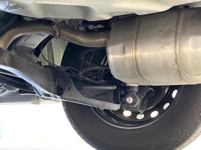 ヤリス ハイブリッドX セーフティセンス 純正ナビ バックカメラ レーダークルーズ AppleCarPlay AC100V電源 オートハイビーム オートエアコン 電動格納ミラー リモコンキー ETC(20枚目)