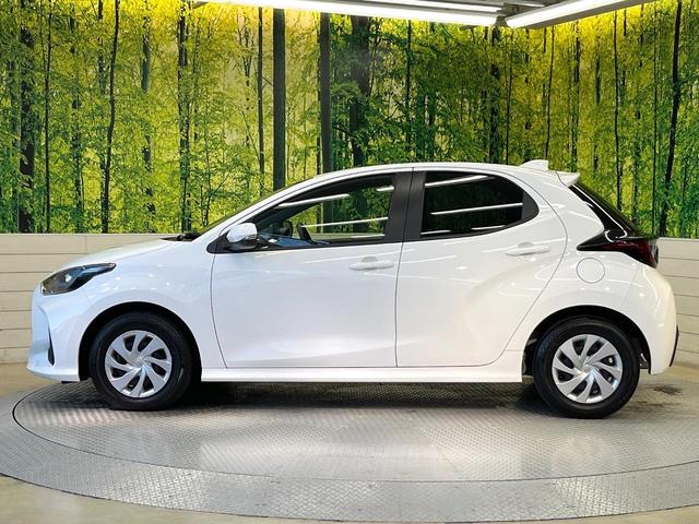 ヤリス ハイブリッドX セーフティセンス 純正ナビ バックカメラ レーダークルーズ AppleCarPlay AC100V電源 オートハイビーム オートエアコン 電動格納ミラー リモコンキー ETC(35枚目)