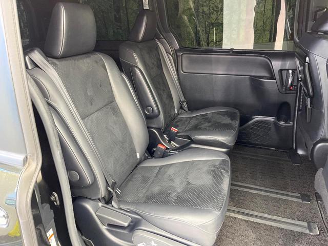 ヴォクシー ZS 煌III セーフティセンス 純正9型ナビ バックカメラ フリップダウンモニター 両側電動ドア ハーフレザー LEDヘッド 7人乗り クルコン ETC 禁煙車 純正16インチアルミ リアオートエアコン ドラレコ(9枚目)