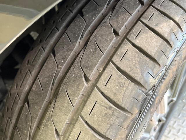 ヴォクシー ZS 煌III セーフティセンス 純正9型ナビ バックカメラ フリップダウンモニター 両側電動ドア ハーフレザー LEDヘッド 7人乗り クルコン ETC 禁煙車 純正16インチアルミ リアオートエアコン ドラレコ(25枚目)