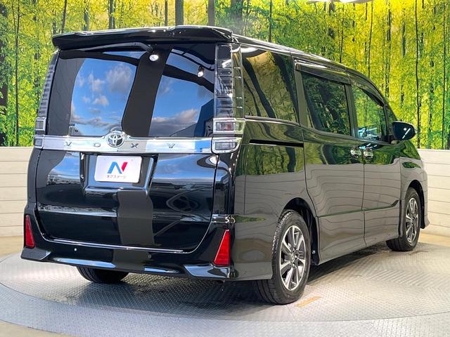 ヴォクシー ZS 煌III セーフティセンス 純正9型ナビ バックカメラ フリップダウンモニター 両側電動ドア ハーフレザー LEDヘッド 7人乗り クルコン ETC 禁煙車 純正16インチアルミ リアオートエアコン ドラレコ(35枚目)