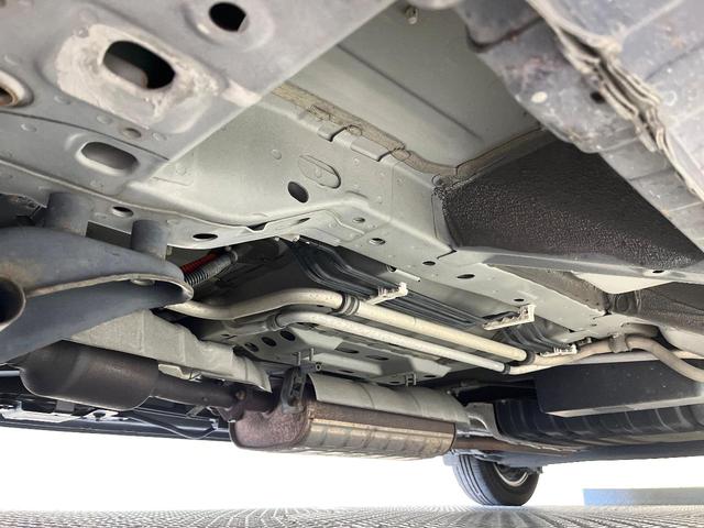 セレナ e-パワー ハイウェイスターV 後席モニター BIG-X11 全周囲カメラ プロパイロット デジタルインナーミラー 両側電動ドア シートヒーター 禁煙車 LEDヘッド オートライト オートエアコン 革巻きステアリング 車線逸脱警報(19枚目)