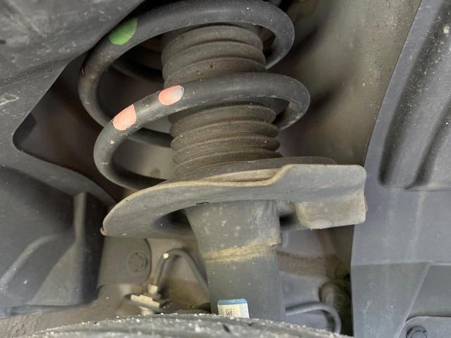 セレナ e-パワー ハイウェイスターV 後席モニター BIG-X11 全周囲カメラ プロパイロット デジタルインナーミラー 両側電動ドア シートヒーター 禁煙車 LEDヘッド オートライト オートエアコン 革巻きステアリング 車線逸脱警報(20枚目)