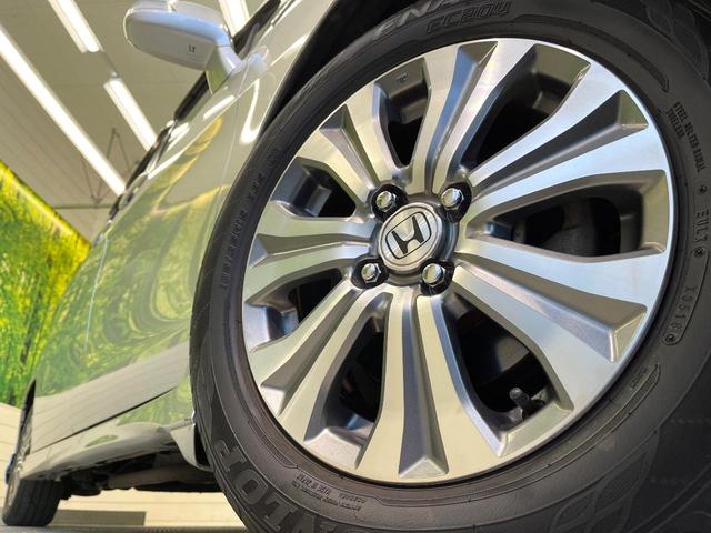 フリードスパイクハイブリッド ジャストセレクション 純正9型ナビ バックカメラ 両側電動ドア クルーズコントロール HIDヘッドライト オートライト ハーフレザー 禁煙車 ETC オートエアコン スマートキー 電動格納ミラー デジタルインナーミラー(13枚目)