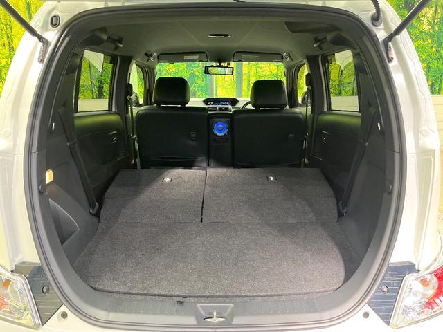 bB Z 煌-G SDナビ バックカメラ 禁煙車 ハーフレザーシート ドラレコ HIDヘッド ETC 純正15インチアルミ オートエアコン Bluetooth CD DVD再生 地デジ(10枚目)