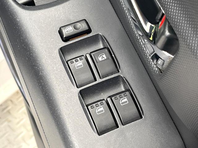 bB Z 煌-G SDナビ バックカメラ 禁煙車 ハーフレザーシート ドラレコ HIDヘッド ETC 純正15インチアルミ オートエアコン Bluetooth CD DVD再生 地デジ(48枚目)