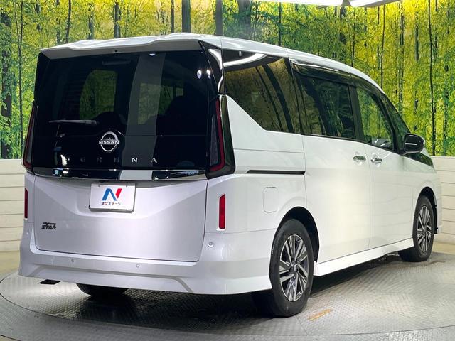 セレナ ハイウェイスターV フリップダウンモニター 純正12.3型ナビ 全周囲カメラ デジタルインナーミラー ワイヤレス充電 防水シート プロパイロット ハンズフリー機能付両側電動ドア リアオートエアコン LEDヘッド&フォグ(42枚目)