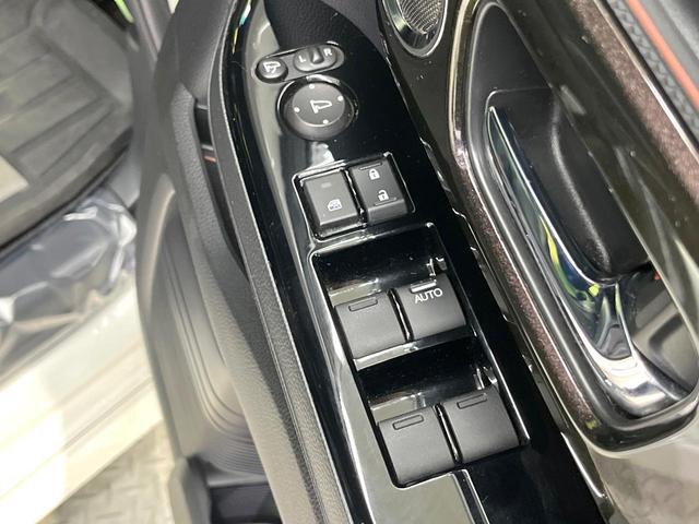 N-BOXカスタム G・Lホンダセンシング ホンダセンシング 純正8型ナビ バックカメラ フルセグ レーダークルーズ 両側電動ドア 車線逸脱警報 LEDヘッド 禁煙車 ドラレコ ETC スマートキー ロールサンシェード オートエアコン(49枚目)