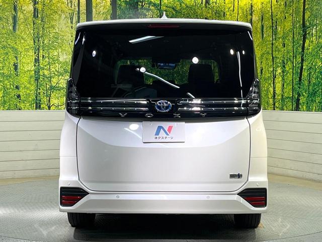 ヴォクシー ハイブリッドＳ－Ｚ　フリップダウンモニター　ドライビングサポートパッケージ　純正１０．５型ナビ　バックカメラ　ブラインドスポットモニター　３眼ＬＥＤヘッド　両側電動ドア　リアオートエアコン　シートヒーター　スマートキー（16枚目）