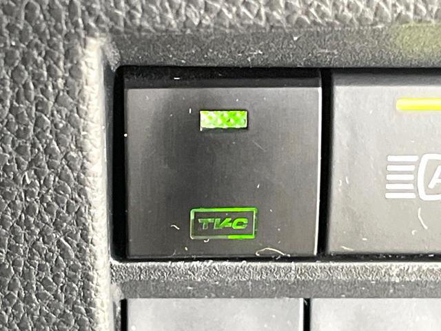 ヴォクシー ハイブリッドＳ－Ｇ　両側電動ドア　バックカメラ　衝突被害軽減システム　レーダークルーズ　禁煙車　ドラレコ　コーナーセンサー　スマートキー　ＬＥＤヘッド　ビルトインＥＴＣ　純正１６インチアルミ　オートハイビーム（58枚目）