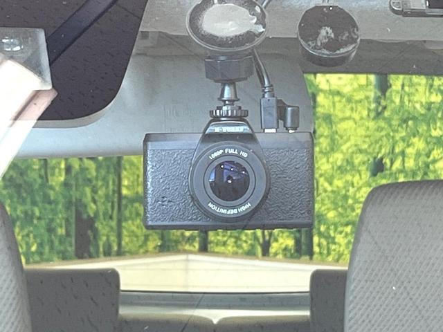 スペーシア Ｘ　レーダーブレーキサポート　ＳＤナビ　フルセグ　電動スライドドア　スマートキー　ＥＴＣ　ドラレコ　禁煙車　オートエアコン　アイドリングストップ　ロールサンシェード　横滑り防止装置（8枚目）