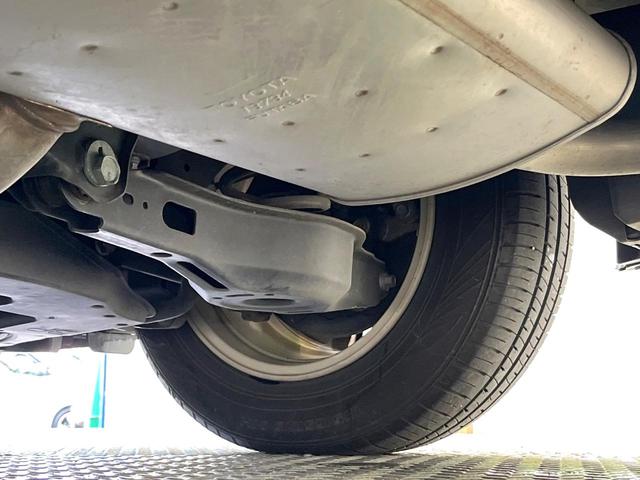 プリウスＰＨＶ Ｓ　ＳＤナビ　バックカメラ　１００Ｖ電源　衝突被害軽減システム　禁煙車　ドラレコ　コーナーセンサー　スマートキー　ＬＥＤヘッド　ビルトインＥＴＣ　オートハイビーム　車線逸脱警報　オートライト（22枚目）