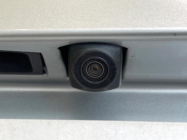 プリウスＰＨＶ Ｓ　ＳＤナビ　バックカメラ　１００Ｖ電源　衝突被害軽減システム　禁煙車　ドラレコ　コーナーセンサー　スマートキー　ＬＥＤヘッド　ビルトインＥＴＣ　オートハイビーム　車線逸脱警報　オートライト（44枚目）