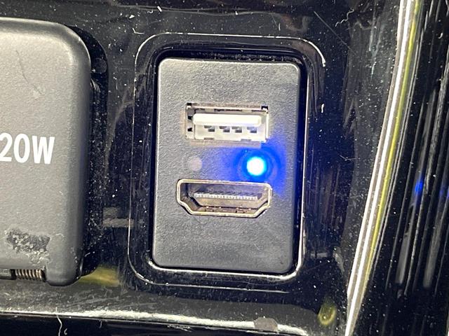 プリウスＰＨＶ Ｓ　ＳＤナビ　バックカメラ　１００Ｖ電源　衝突被害軽減システム　禁煙車　ドラレコ　コーナーセンサー　スマートキー　ＬＥＤヘッド　ビルトインＥＴＣ　オートハイビーム　車線逸脱警報　オートライト（69枚目）