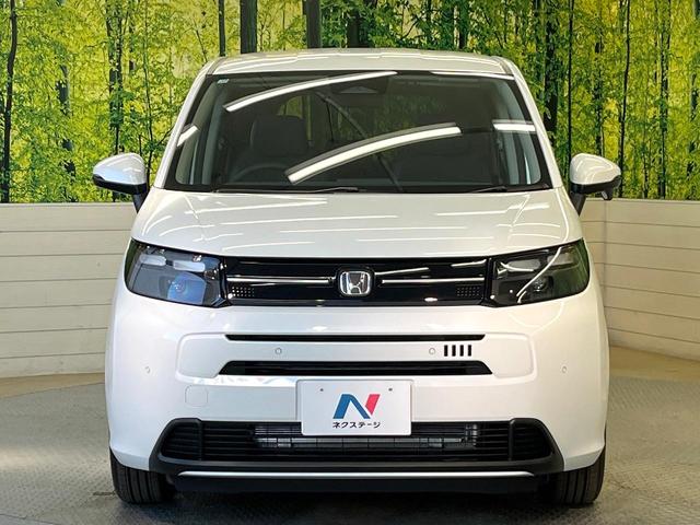 フリード エアー　ＥＸ　登録済未使用車　ホンダセンシング　アダプティブクルーズ　ブラインドスポットモニター　両側電動ドア　シートヒーター　ＬＥＤヘッド　オートハイビーム　オートエアコン　純正１５インチアルミ　スマートキー（14枚目）