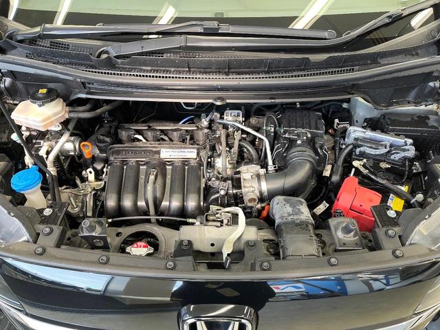 フリードハイブリッド ハイブリッド・Ｇホンダセンシング　純正ナビ　バックカメラ　フルセグ　アダプティブクルーズ　両側電動ドア　シートヒーター　ＬＥＤヘッド　純正１５インチアルミ　ハーフレザー　オートライト　オートエアコン　スマートキー　ＥＴＣ（18枚目）