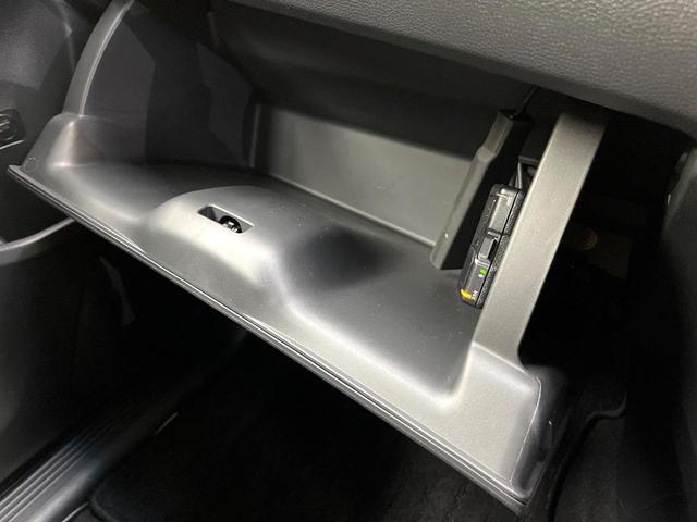 フリードハイブリッド ハイブリッド・Ｇホンダセンシング　純正ナビ　バックカメラ　フルセグ　アダプティブクルーズ　両側電動ドア　シートヒーター　ＬＥＤヘッド　純正１５インチアルミ　ハーフレザー　オートライト　オートエアコン　スマートキー　ＥＴＣ（65枚目）