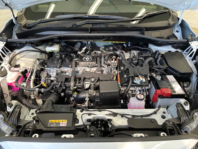 カローラクロス ハイブリッド　Ｚ　パノラマルーフ　純正１０．５型ナビ　バックカメラ　ブラインドスポットモニター　電動リアゲート　シートエアコン　パワーシート　セーフティセンス　ＬＥＤヘッド＆フォグ　オートエアコン　純正１８インチアルミ（18枚目）
