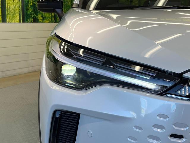 カローラクロス ハイブリッド　Ｚ　パノラマルーフ　純正１０．５型ナビ　バックカメラ　ブラインドスポットモニター　電動リアゲート　シートエアコン　パワーシート　セーフティセンス　ＬＥＤヘッド＆フォグ　オートエアコン　純正１８インチアルミ（21枚目）