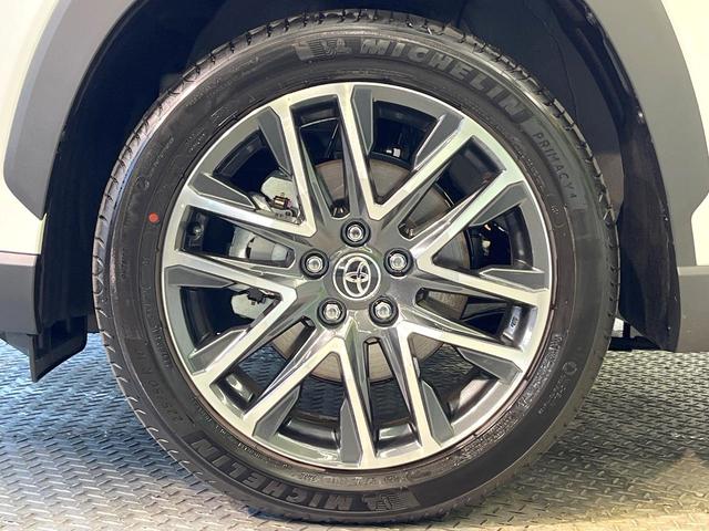 カローラクロス ハイブリッド　Ｚ　パノラマルーフ　純正１０．５型ナビ　バックカメラ　ブラインドスポットモニター　電動リアゲート　シートエアコン　パワーシート　セーフティセンス　ＬＥＤヘッド＆フォグ　オートエアコン　純正１８インチアルミ（31枚目）