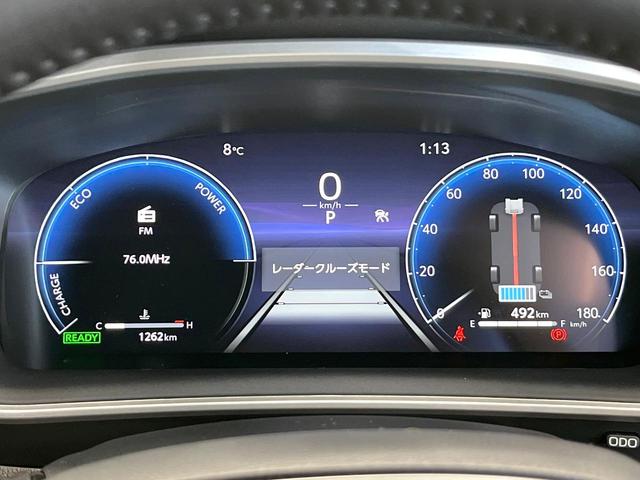 カローラクロス ハイブリッド　Ｚ　パノラマルーフ　純正１０．５型ナビ　バックカメラ　ブラインドスポットモニター　電動リアゲート　シートエアコン　パワーシート　セーフティセンス　ＬＥＤヘッド＆フォグ　オートエアコン　純正１８インチアルミ（60枚目）