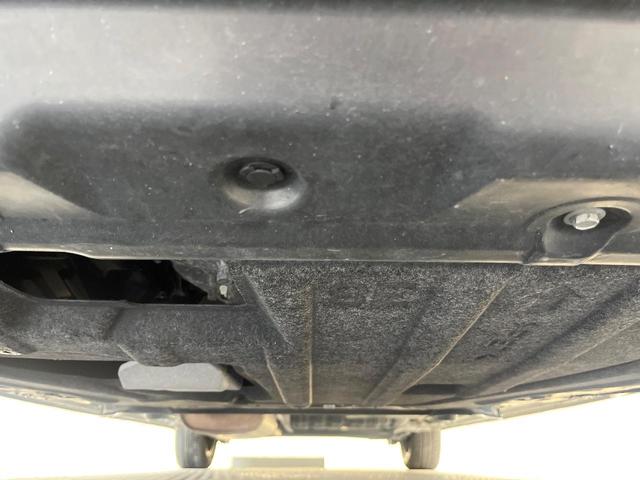 セレナ ｅ－パワー　ハイウェイスターＶ　エマージェンシーブレーキ　寒冷地仕様　プロパイロット　純正１０型ナビ　全周囲カメラ　デジタルインナーミラー　ブラインドスポットモニター　シートヒーター　両側電動ドア　リアオートエアコン　禁煙車（19枚目）