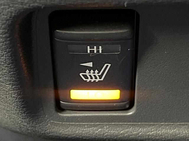 セレナ ｅ－パワー　ハイウェイスターＶ　エマージェンシーブレーキ　寒冷地仕様　プロパイロット　純正１０型ナビ　全周囲カメラ　デジタルインナーミラー　ブラインドスポットモニター　シートヒーター　両側電動ドア　リアオートエアコン　禁煙車（69枚目）