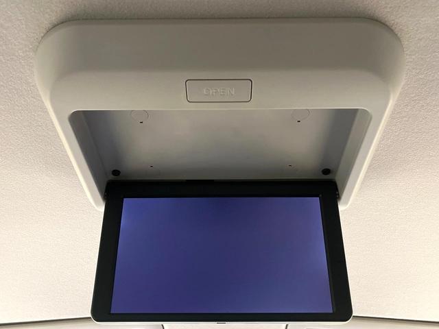 セレナ ｅ－パワー　ハイウェイスターＶ　後席モニター　純正１０インチナビ　プロパイロット　両側電動ドア　全周囲カメラ　デジタルインナーミラー　ＬＥＤヘッド　オートライト　オートエアコン　ＥＴＣ　ドラレコ　スマートキー　純正１５インチアルミ（3枚目）