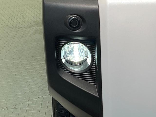 タフト Ｇターボ　ダーククロムベンチャー　ガラスルーフ　スマートアシスト　純正ＳＤナビ　全周囲カメラ　フルセグ　アダプティブクルーズ　シートヒーター　ＥＴＣ　ドラレコ　禁煙車　純正１５インチアルミ　ＬＥＤヘッド　アイドリングストップ（22枚目）