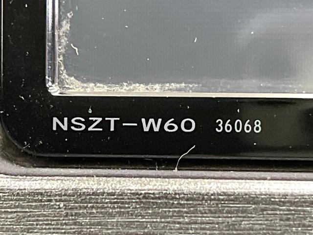 プリウス Ｓ　ＬＥＤエディション　純正ナビ　バックカメラ　ＬＥｄヘッド　オートライト　オートエアコン　禁煙車　ＥＴＣ　ドラレコ　スマートキー　純正革巻きステアリング　Ｂｌｕｅｔｏｏｔｈ再生　電動格納ミラー　ヘッドライトウォッシャー（26枚目）