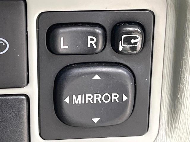 プリウス Ｓ　ＬＥＤエディション　純正ナビ　バックカメラ　ＬＥｄヘッド　オートライト　オートエアコン　禁煙車　ＥＴＣ　ドラレコ　スマートキー　純正革巻きステアリング　Ｂｌｕｅｔｏｏｔｈ再生　電動格納ミラー　ヘッドライトウォッシャー（38枚目）