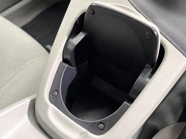 プリウス Ｓ　ＬＥＤエディション　純正ナビ　バックカメラ　ＬＥｄヘッド　オートライト　オートエアコン　禁煙車　ＥＴＣ　ドラレコ　スマートキー　純正革巻きステアリング　Ｂｌｕｅｔｏｏｔｈ再生　電動格納ミラー　ヘッドライトウォッシャー（46枚目）
