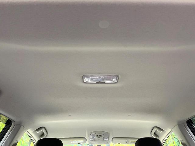 プリウス Ｓ　ＬＥＤエディション　純正ナビ　バックカメラ　ＬＥｄヘッド　オートライト　オートエアコン　禁煙車　ＥＴＣ　ドラレコ　スマートキー　純正革巻きステアリング　Ｂｌｕｅｔｏｏｔｈ再生　電動格納ミラー　ヘッドライトウォッシャー（50枚目）