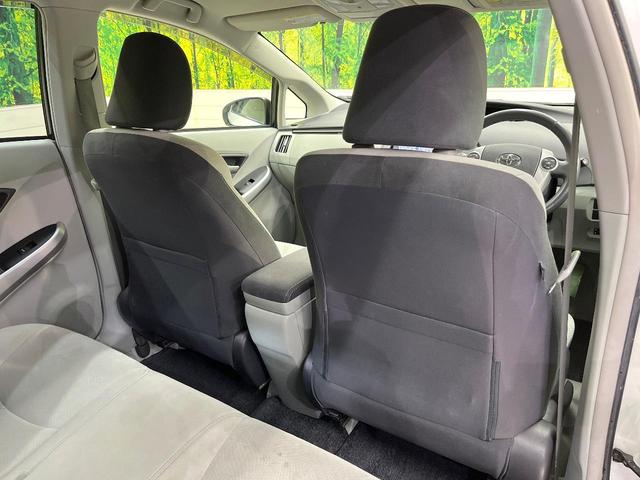 プリウス Ｓ　ＬＥＤエディション　純正ナビ　バックカメラ　ＬＥｄヘッド　オートライト　オートエアコン　禁煙車　ＥＴＣ　ドラレコ　スマートキー　純正革巻きステアリング　Ｂｌｕｅｔｏｏｔｈ再生　電動格納ミラー　ヘッドライトウォッシャー（55枚目）