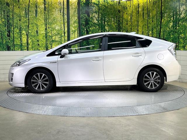 プリウス Ｓ　ＬＥＤエディション　純正ナビ　バックカメラ　ＬＥｄヘッド　オートライト　オートエアコン　禁煙車　ＥＴＣ　ドラレコ　スマートキー　純正革巻きステアリング　Ｂｌｕｅｔｏｏｔｈ再生　電動格納ミラー　ヘッドライトウォッシャー（63枚目）