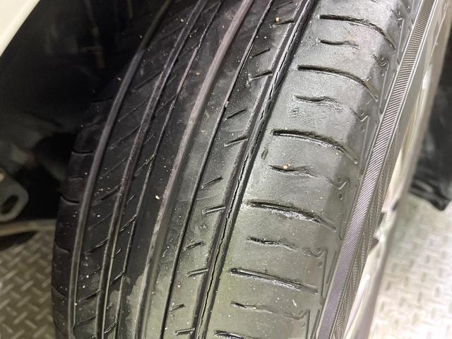 プリウス Ｓ　ＬＥＤエディション　純正ナビ　バックカメラ　ＬＥｄヘッド　オートライト　オートエアコン　禁煙車　ＥＴＣ　ドラレコ　スマートキー　純正革巻きステアリング　Ｂｌｕｅｔｏｏｔｈ再生　電動格納ミラー　ヘッドライトウォッシャー（72枚目）