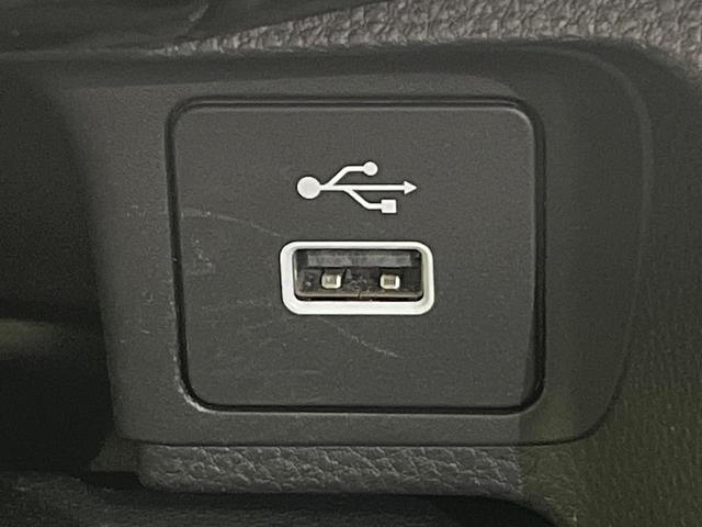 ヴェゼル Ｇ　純正９型ナビ　バックカメラ　アダプティブクルーズ　ワイヤレス充電　ホンダセンシング　ＬＥＤヘッド＆フォグ　オートハイビーム　オートエアコン　純正１６インチアルミ　スマートキー　ＥＴＣ　ドラレコ（42枚目）