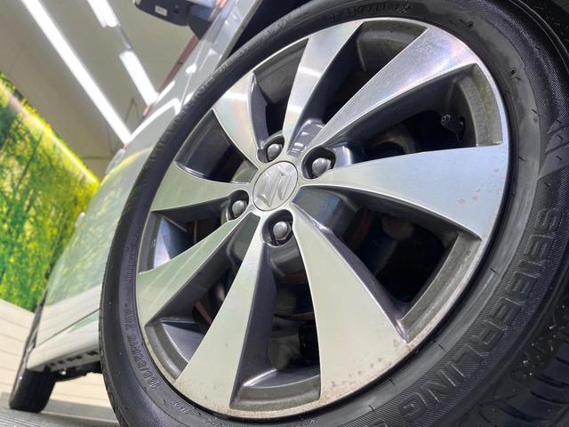 ワゴンＲスティングレー Ｔ　オートエアコン　スマートキー　ＨＩＤヘッド　オートライト　純正１５インチアルミ　電動格納ミラー　パドルシフト　ＥＴＣ（13枚目）