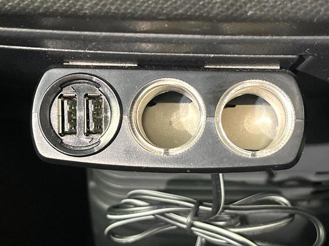 ワゴンＲスティングレー Ｔ　オートエアコン　スマートキー　ＨＩＤヘッド　オートライト　純正１５インチアルミ　電動格納ミラー　パドルシフト　ＥＴＣ（24枚目）