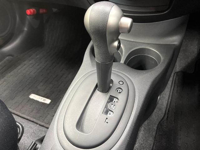 ノート Ｘ　ＤＩＧ－Ｓ　ディスプレイオーディオ　エアコン　アイドリングストップ　電動格納ミラー　プライバシーガラス　ヘッドライトレベライザー　スマートキー　ＥＴＣ　ＣＤ／ＤＶＤ再生（21枚目）