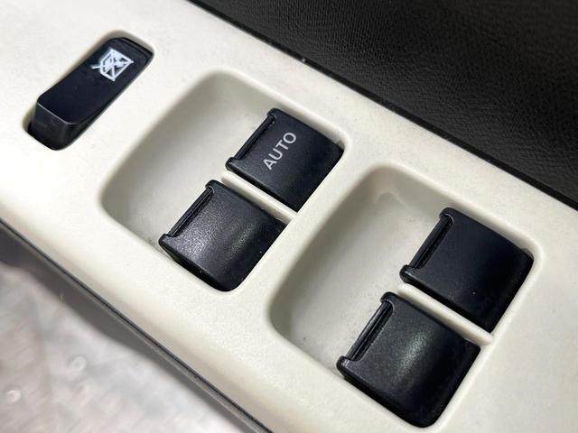 キャロル ＧＬ　シートヒーター　アイドリングストップ　ヘッドライトレベライザー　エアコン　リモコンキー　横滑り防止装置　盗難防止装置（29枚目）