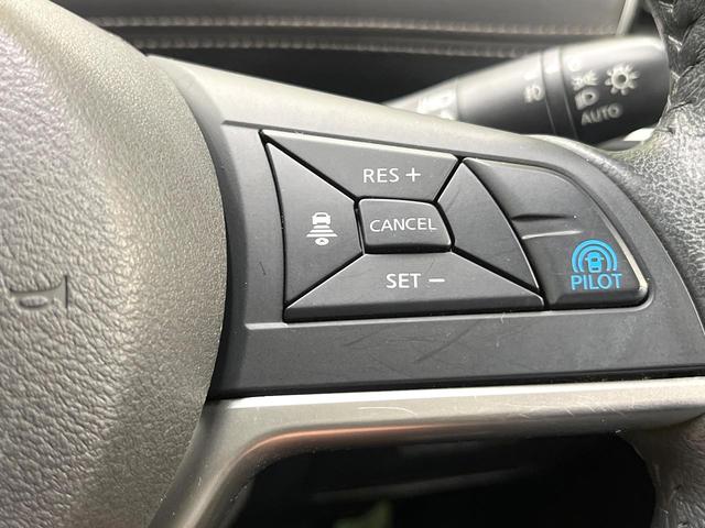 セレナ ハイウェイスター　フリップダウンモニター　エマージェンシーブレーキ　純正８型ナビ　全周囲カメラ　プロパイロット　ハンズフリー機能付両側電動ドア　純正１６インチアルミ　リアオートエアコン　ＬＥＤヘッド　スマートキー（6枚目）