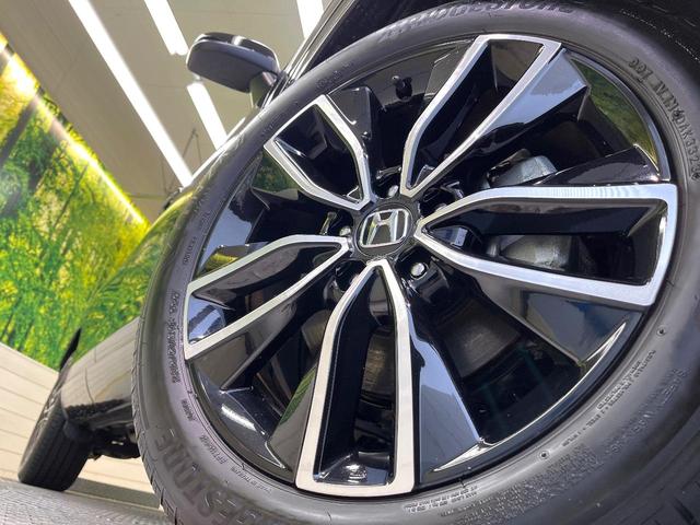ヴェゼル ｅ：ＨＥＶ　Ｚ　純正９型ナビ　バックカメラ　フルセグ　電動リアゲート　ブラインドスポットモニター　シートヒーター　ステアリングヒーター　ホンダセンシング　アダプティブクルーズ　　ＬＥＤヘッド＆フォグ　オートハイビーム（12枚目）