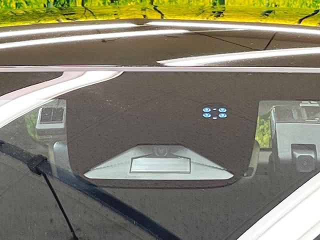 ヴェゼル ｅ：ＨＥＶ　Ｚ　純正９型ナビ　バックカメラ　フルセグ　電動リアゲート　ブラインドスポットモニター　シートヒーター　ステアリングヒーター　ホンダセンシング　アダプティブクルーズ　　ＬＥＤヘッド＆フォグ　オートハイビーム（22枚目）