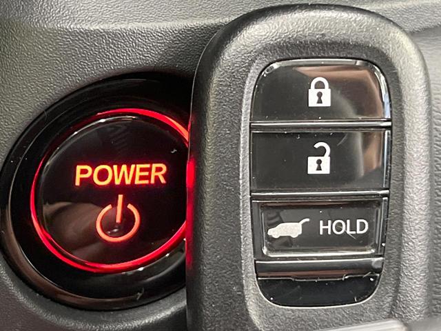 ヴェゼル ｅ：ＨＥＶ　Ｚ　純正９型ナビ　バックカメラ　フルセグ　電動リアゲート　ブラインドスポットモニター　シートヒーター　ステアリングヒーター　ホンダセンシング　アダプティブクルーズ　　ＬＥＤヘッド＆フォグ　オートハイビーム（66枚目）