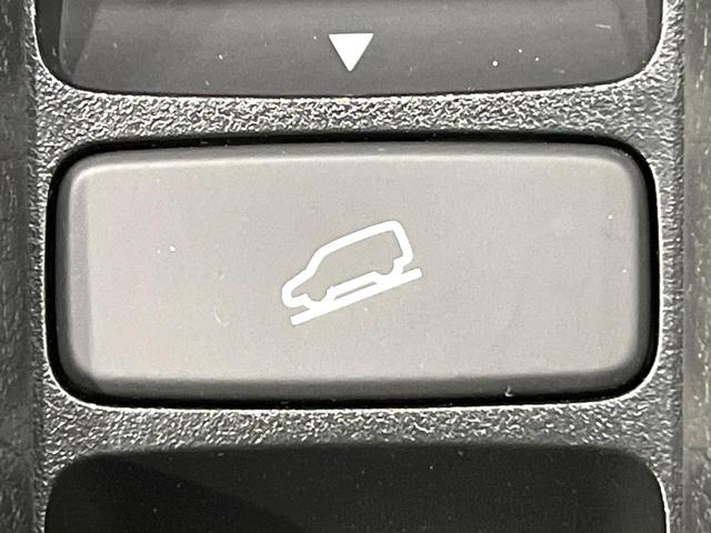 ヴェゼル ｅ：ＨＥＶ　Ｚ　純正９型ナビ　バックカメラ　フルセグ　電動リアゲート　ブラインドスポットモニター　シートヒーター　ステアリングヒーター　ホンダセンシング　アダプティブクルーズ　　ＬＥＤヘッド＆フォグ　オートハイビーム（69枚目）