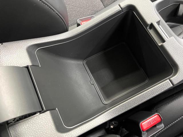 ヴェゼル ｅ：ＨＥＶ　Ｚ　純正９型ナビ　バックカメラ　フルセグ　電動リアゲート　ブラインドスポットモニター　シートヒーター　ステアリングヒーター　ホンダセンシング　アダプティブクルーズ　　ＬＥＤヘッド＆フォグ　オートハイビーム（72枚目）