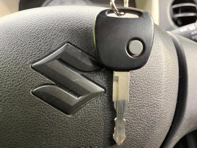 アルト Ｌ　セーフティサポート　シートヒーター　アイドリングストップ　オートハイビーム　エアコン　クリアランスソナー　リモコンキー　オーディオ　車線逸脱警報　ＥＴＣ　ヘッドライトレベライザー（7枚目）