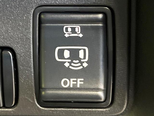 セレナ ハイウェイスターＶ　登録済未使用車　純正１２．３型ナビ　全周囲カメラ　デジタルインナーミラー　プロパイロット　ハンズフリー機能付両側電動ドア　ワイヤレス充電　ＬＥＤヘッド＆フォグ　オートハイビーム　リアオートエアコン（5枚目）